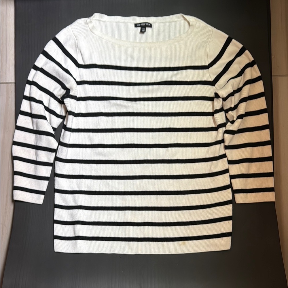 Who What Wear Black and White Ribbed Knit Top